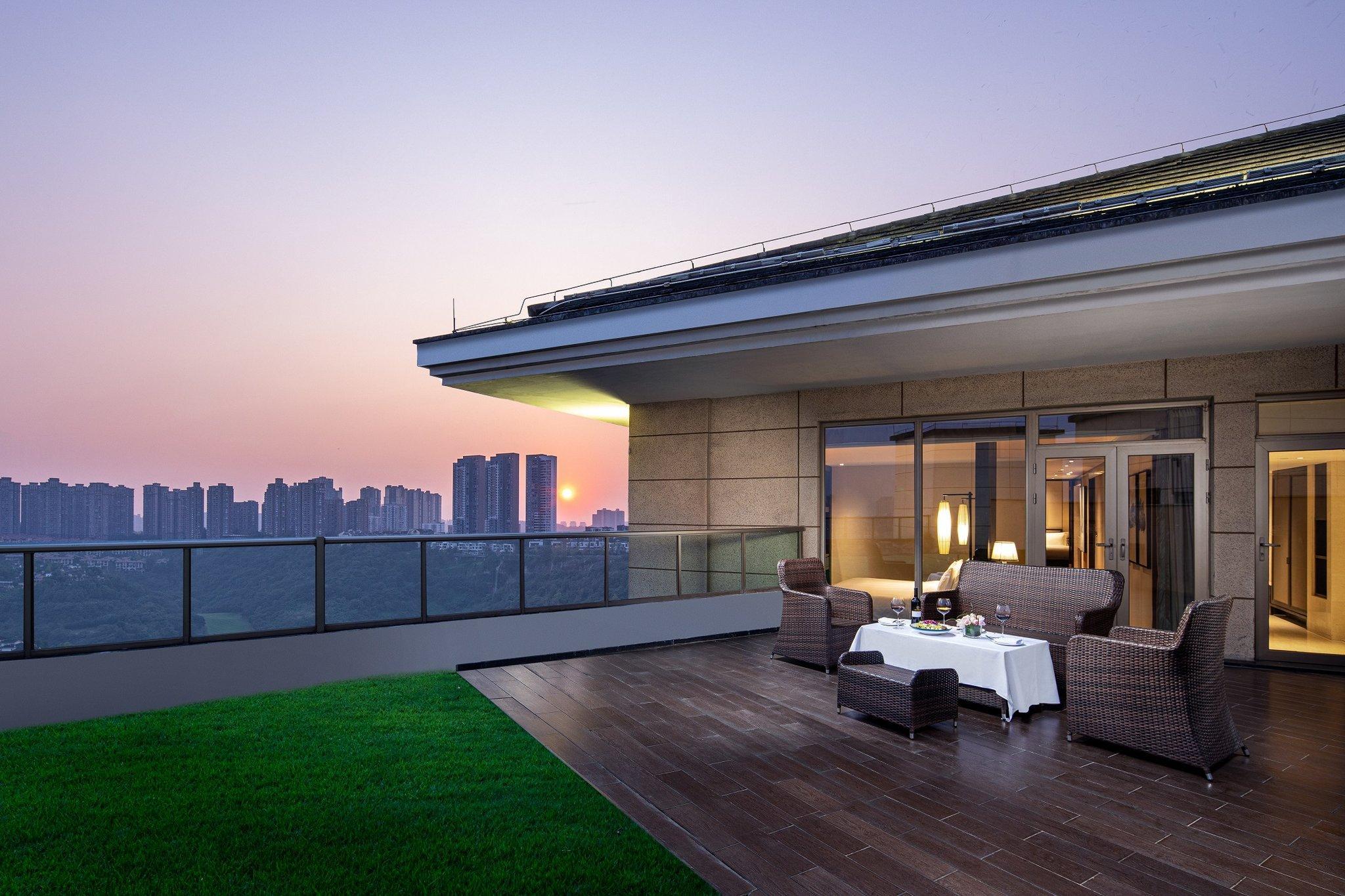 Two-Bedroom Suite